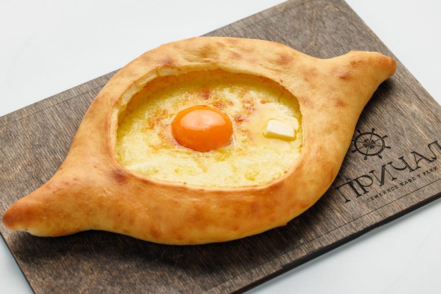 Хачапури по-аджарски